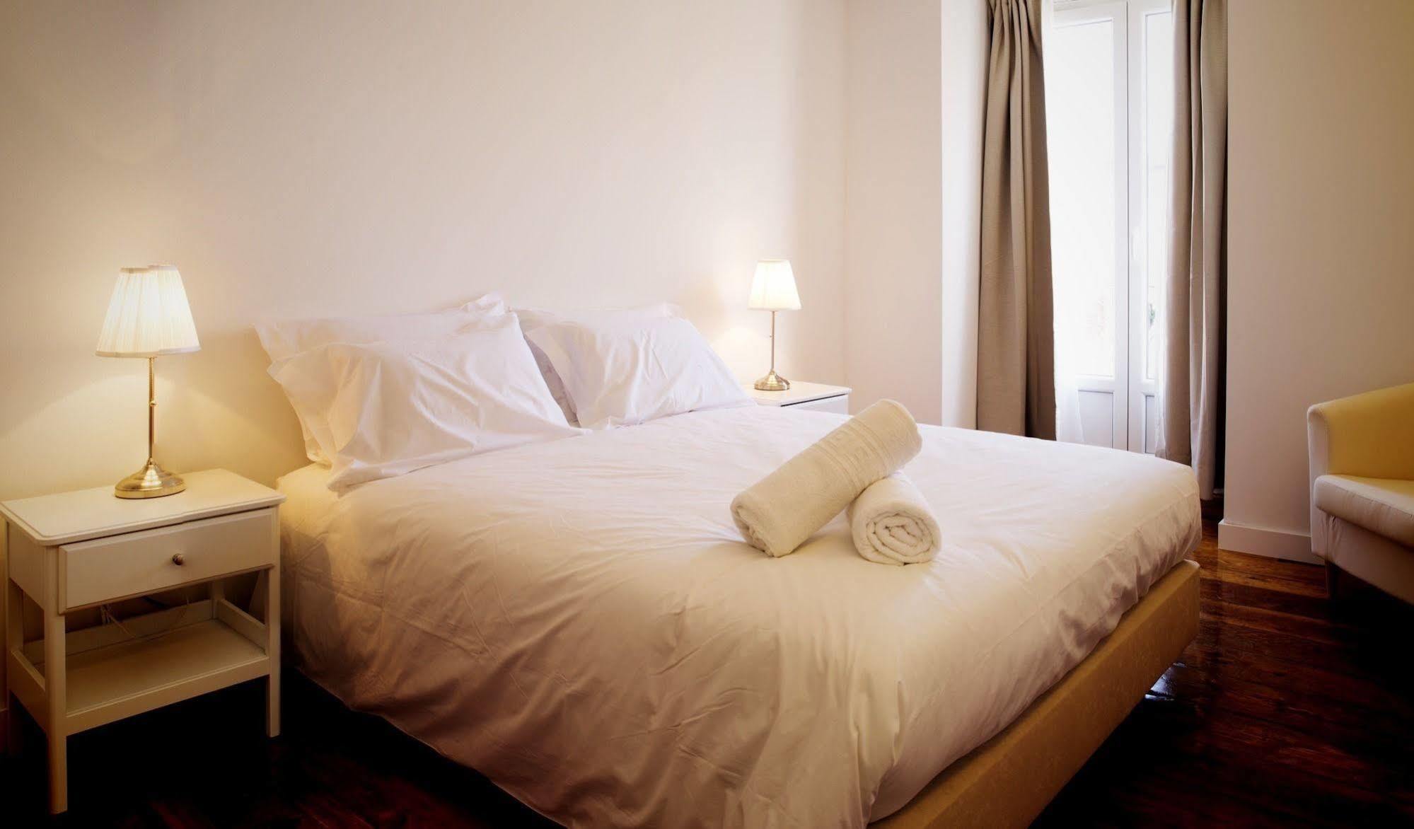 Gs Chiado Boutique Studios & Suites Lisbon Exterior photo